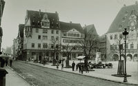 Käthchenhaus und Marktplatz; um 1890
(Stadtarchiv Heilbronn)