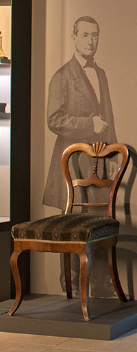 Stuhl aus dem Besitz von Robert Mayer; 19. Jahrhundert
(Städtische Museen Heilbronn 7901/2005)